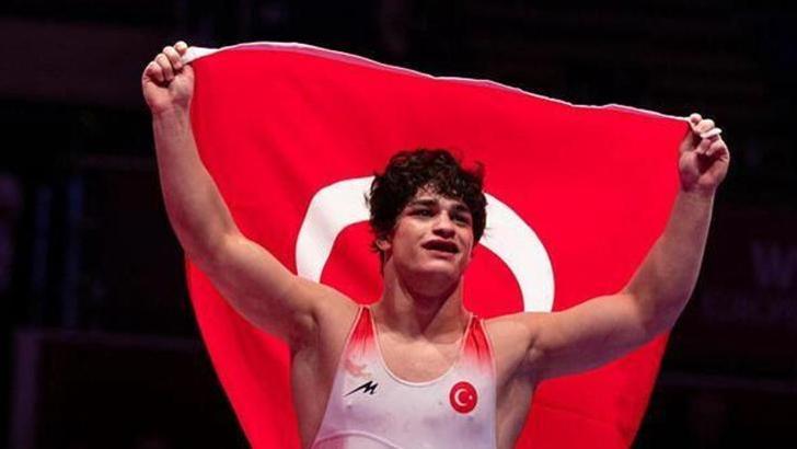 Alperen Berber, Arnavutluk'ta finale yükseldi!